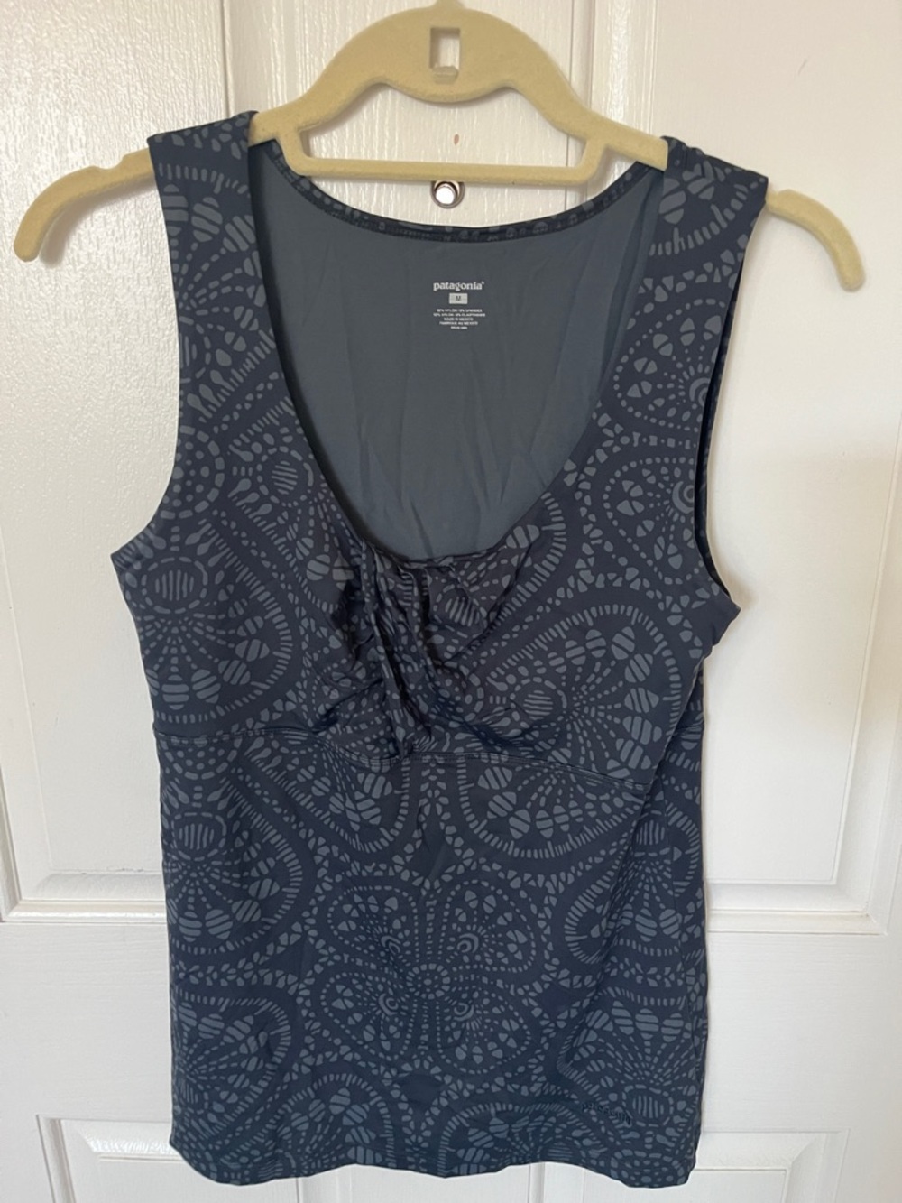 Patagonia Slate Gray Patterned Scoop-Neck Tank